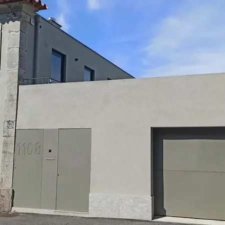 Serralves 1108 -estudio 0 *