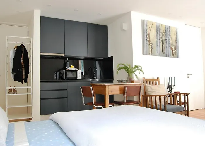 Serralves 1108 -estudio 0 פורטו